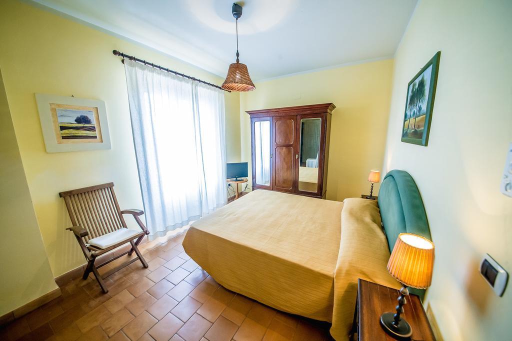 Bed and Breakfast Donnasilia Палинуро Экстерьер фото